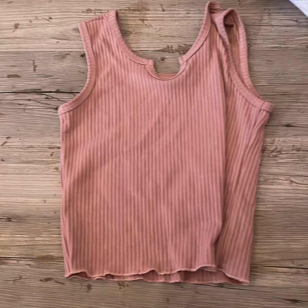 Pink tank top
